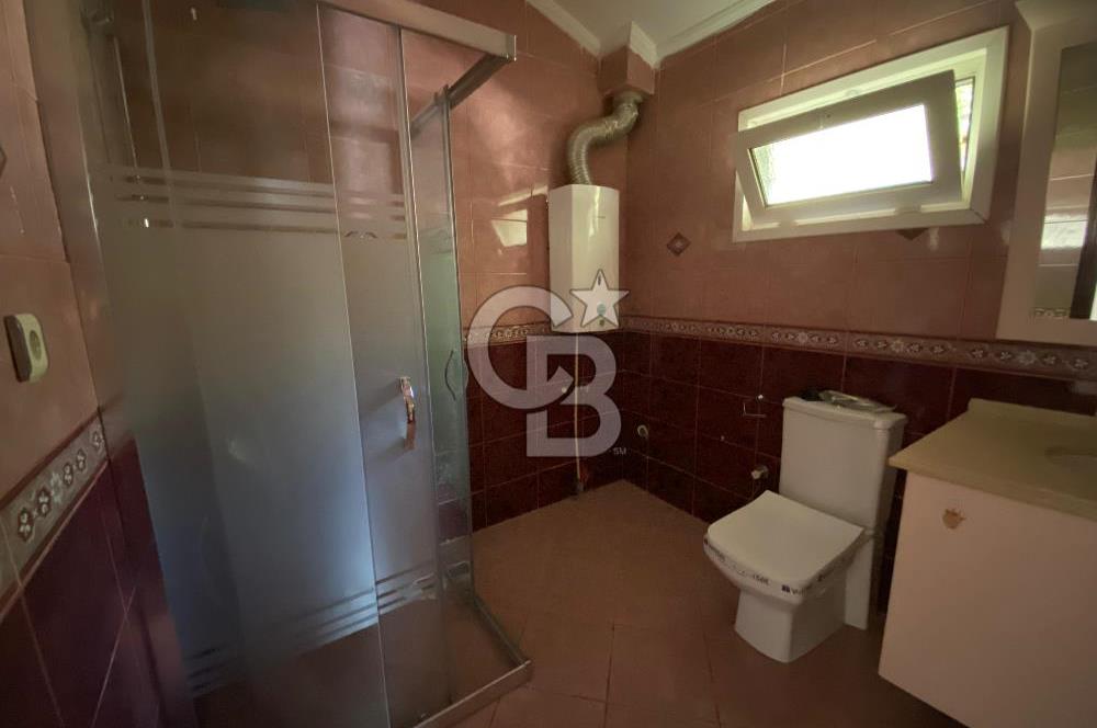 Bornova Yakaköy Doktorlar Sitesinde 5+1 Dubleks Kiralık Villa