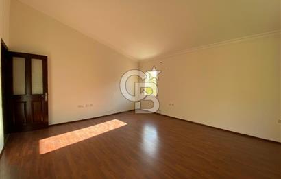 Bornova Yakaköy Doktorlar Sitesinde 5+1 Dubleks Kiralık Villa