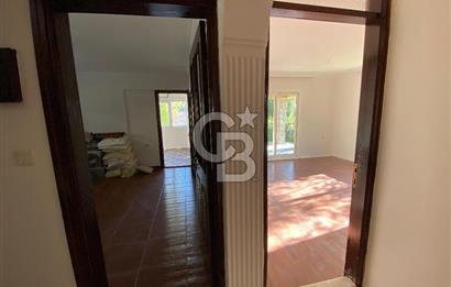 Bornova Yakaköy Doktorlar Sitesinde 5+1 Dubleks Kiralık Villa