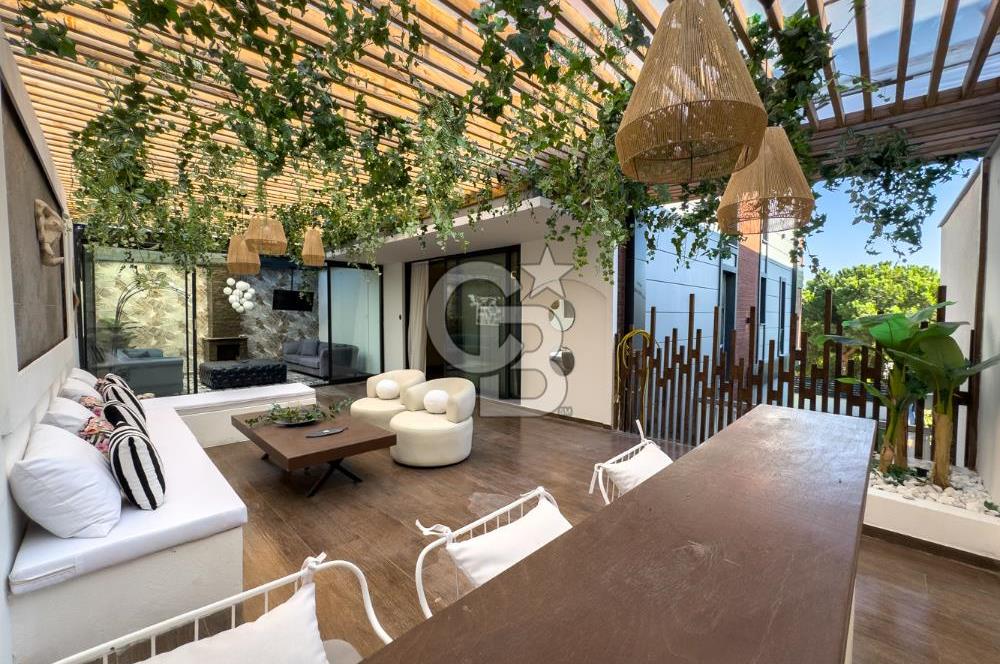 ŞİLE AĞLAYANKAYA'DA SATILIK EŞYALI SIFIR TRİPLEKS 5+2 VİLLA