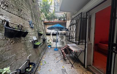 Göztepe de 2+1 bahçeli daire 