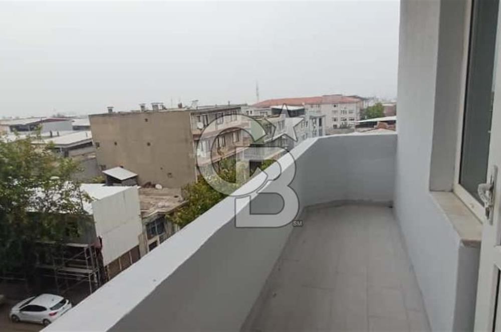 Ankara Yolu Üstü Kapalı Otoparklı Satılık 3+1 Daire