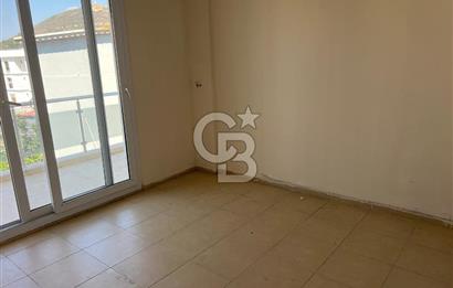 Yenifoça Ana Cadde Üzeri Merkezi Konumda 3+1 Kiralık Daire