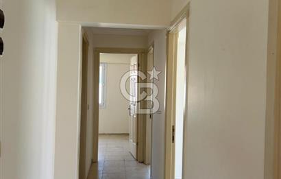 Yenifoça Ana Cadde Üzeri Merkezi Konumda 3+1 Kiralık Daire