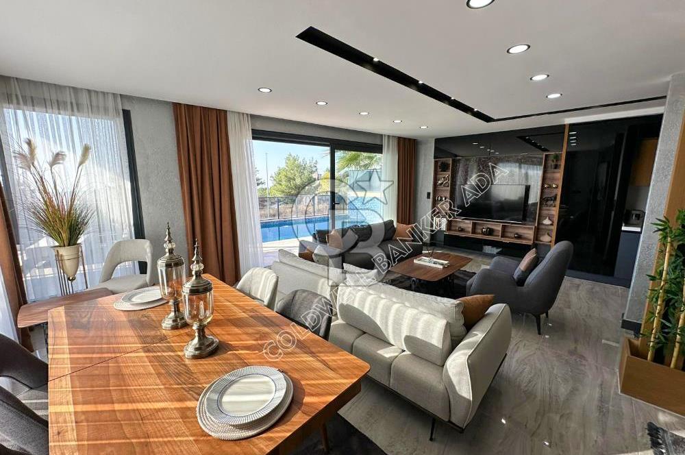 KUŞADASI SOĞUCAK YOLA YAKIN FULL DENİZ MANZARLI VİLLA