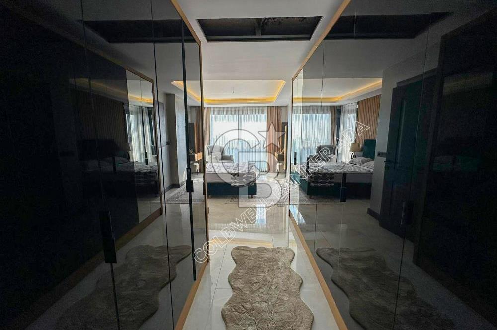 KUŞADASI SOĞUCAK YOLA YAKIN FULL DENİZ MANZARLI VİLLA