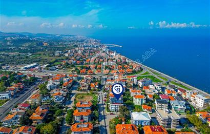 İZMİR GÜZELBAHÇE’DE 3+1 KÖŞE KONUMLU BAHÇE DUBLEKSİ