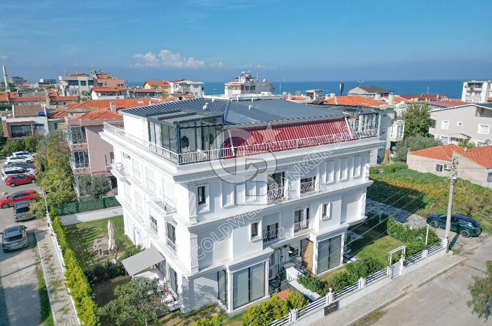 İZMİR GÜZELBAHÇE’DE 3+1 KÖŞE KONUMLU BAHÇE DUBLEKSİ