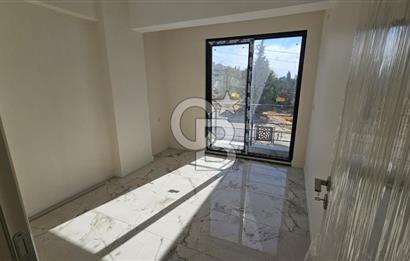 ÇANAKKALE İNTEPE'DE BOĞAZ MANZARALI KİRALIK VİLLA