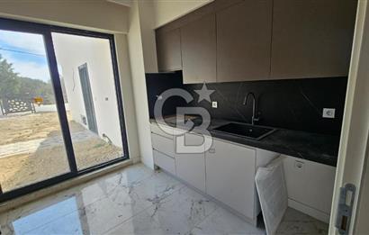 ÇANAKKALE İNTEPE'DE BOĞAZ MANZARALI KİRALIK VİLLA