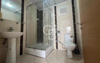 LAPSEKİ AYDOĞAN PLAZA’DA ANAYOLA CEPHE  MERKEZİ KONUM  TERASLI GENİŞ 3+1 SATILIK DAİRE