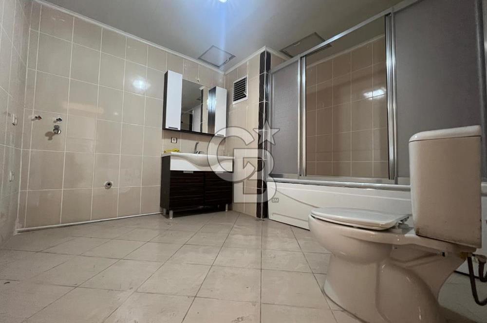 LAPSEKİ AYDOĞAN PLAZA’DA ANAYOLA CEPHE  MERKEZİ KONUM  TERASLI GENİŞ 3+1 SATILIK DAİRE