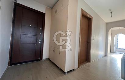 LAPSEKİ AYDOĞAN PLAZA’DA ANAYOLA CEPHE  MERKEZİ KONUM  TERASLI GENİŞ 3+1 SATILIK DAİRE