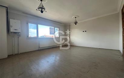 LAPSEKİ AYDOĞAN PLAZA’DA ANAYOLA CEPHE  MERKEZİ KONUM  TERASLI GENİŞ 3+1 SATILIK DAİRE