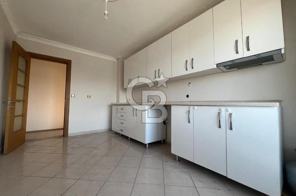 LAPSEKİ AYDOĞAN PLAZA’DA ANAYOLA CEPHE  MERKEZİ KONUM  TERASLI GENİŞ 3+1 SATILIK DAİRE