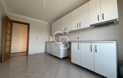 LAPSEKİ AYDOĞAN PLAZA’DA ANAYOLA CEPHE  MERKEZİ KONUM  TERASLI GENİŞ 3+1 SATILIK DAİRE