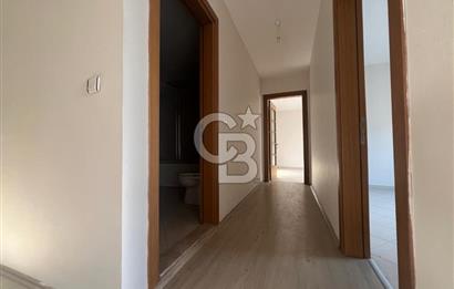 LAPSEKİ AYDOĞAN PLAZA’DA ANAYOLA CEPHE  MERKEZİ KONUM  TERASLI GENİŞ 3+1 SATILIK DAİRE