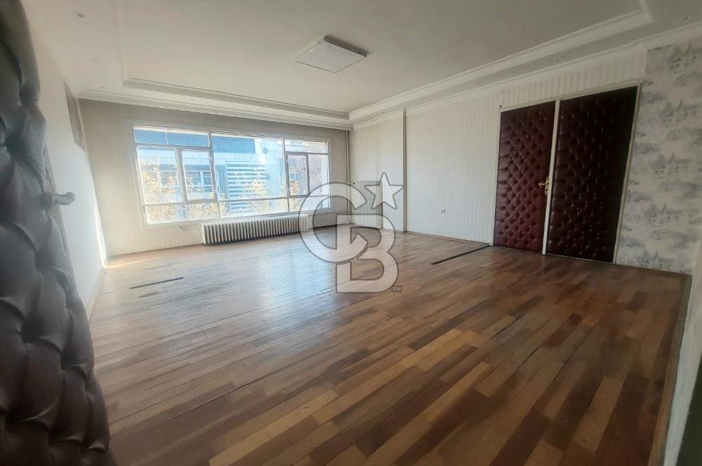 NECATİBEY CADDESİ ÜZERİNDE 3+1 GENİŞ KULLANIMLI SATILIK İŞ YERİ!