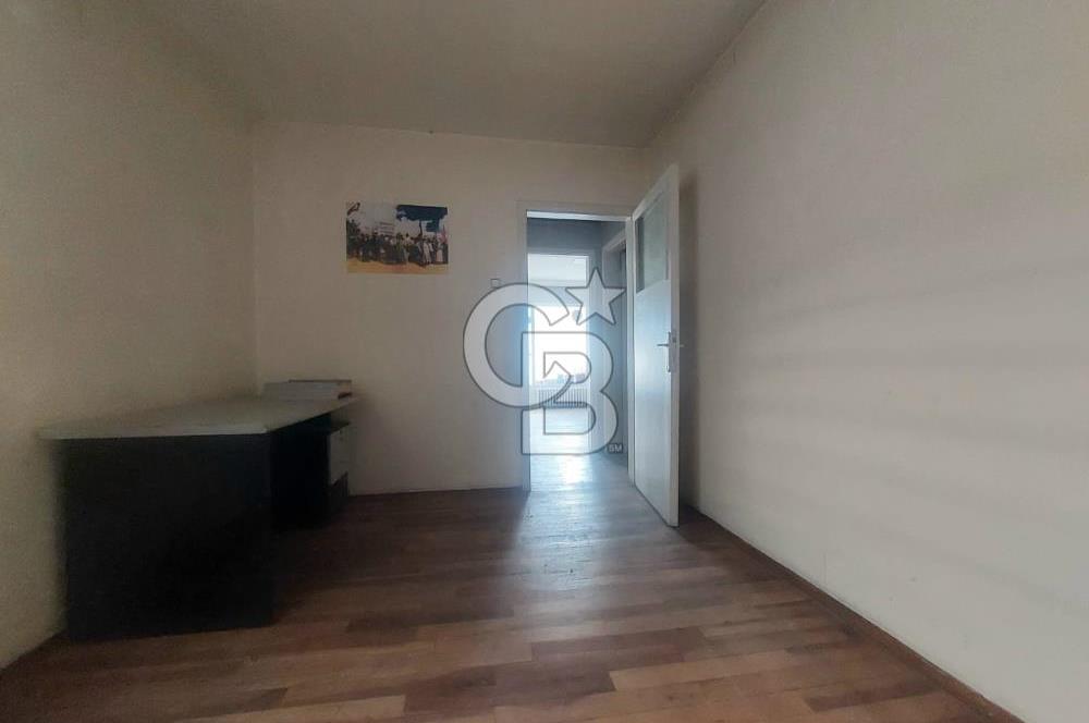 NECATİBEY CADDESİ ÜZERİNDE 3+1 GENİŞ KULLANIMLI SATILIK İŞ YERİ!