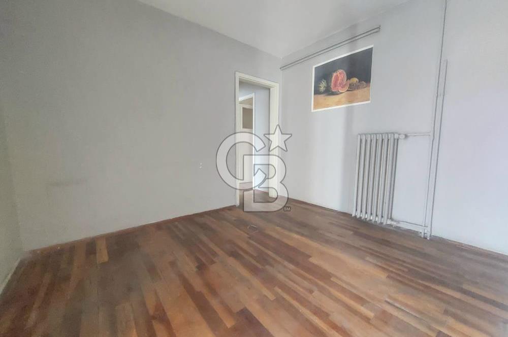 NECATİBEY CADDESİ ÜZERİNDE 3+1 GENİŞ KULLANIMLI SATILIK İŞ YERİ!