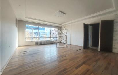 NECATİBEY CADDESİ ÜZERİNDE 3+1 GENİŞ KULLANIMLI SATILIK İŞ YERİ!