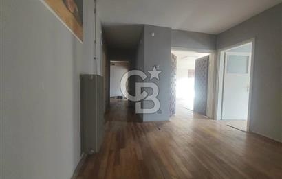 NECATİBEY CADDESİ ÜZERİNDE 3+1 GENİŞ KULLANIMLI SATILIK İŞ YERİ!