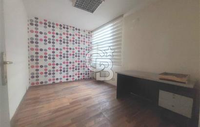 NECATİBEY CADDESİ ÜZERİNDE 3+1 GENİŞ KULLANIMLI SATILIK İŞ YERİ!