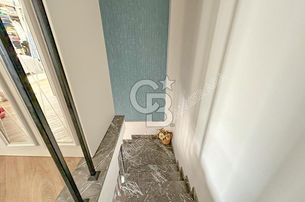 İZMİR GÜZELBAHÇE’DE 3+1 KÖŞE KONUMLU BAHÇE DUBLEKSİ