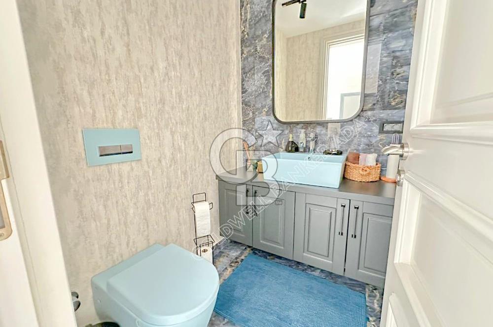 İZMİR GÜZELBAHÇE’DE 3+1 KÖŞE KONUMLU BAHÇE DUBLEKSİ