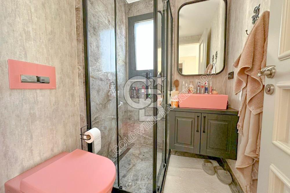 İZMİR GÜZELBAHÇE’DE 3+1 KÖŞE KONUMLU BAHÇE DUBLEKSİ