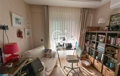 İZMİR GÜZELBAHÇE’DE 3+1 KÖŞE KONUMLU BAHÇE DUBLEKSİ