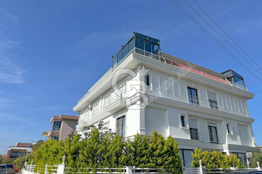 İZMİR GÜZELBAHÇE’DE 3+1 KÖŞE KONUMLU BAHÇE DUBLEKSİ