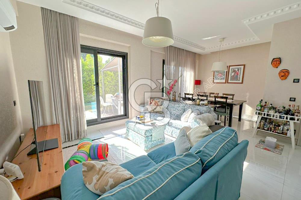 İZMİR GÜZELBAHÇE’DE 3+1 KÖŞE KONUMLU BAHÇE DUBLEKSİ