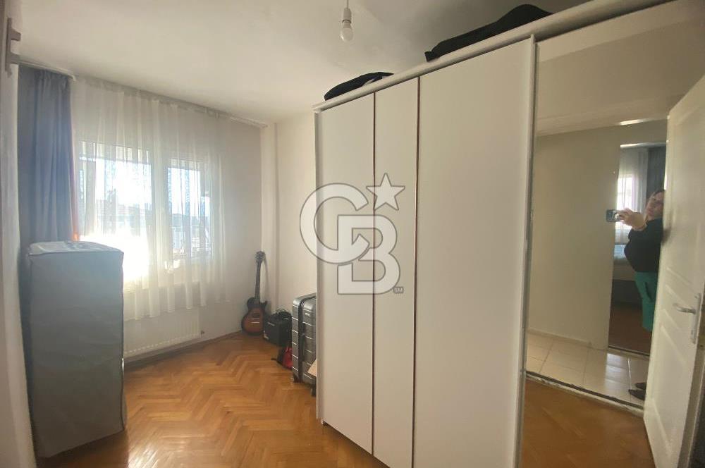 Evka-3 Borkop sitesinde Satılık 3+1 Kiilerli 3 Balkonlu Ferah Daire 