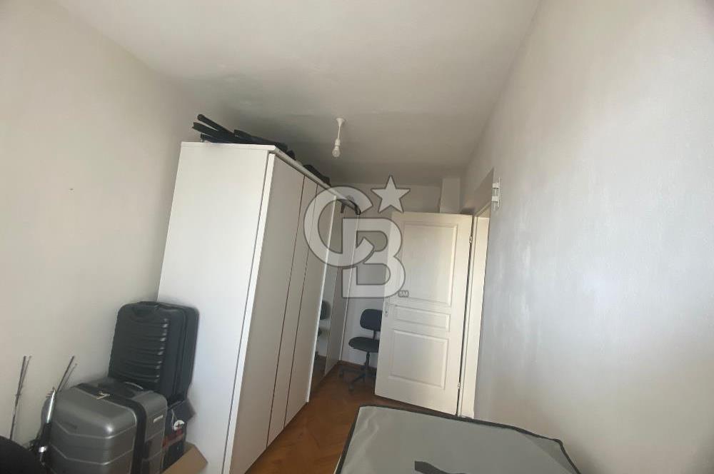 Evka-3 Borkop sitesinde Satılık 3+1 Kiilerli 3 Balkonlu Ferah Daire 