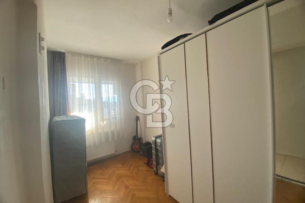 Evka-3 Borkop sitesinde Satılık 3+1 Kiilerli 3 Balkonlu Ferah Daire 