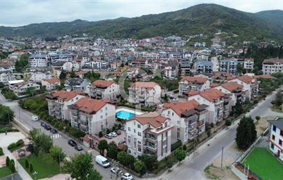 KREDİYE UYGUN GÖLCÜK ATATÜRK MAHALLESİNDE 3+1 ÇATI DUBLEKS DAİRE