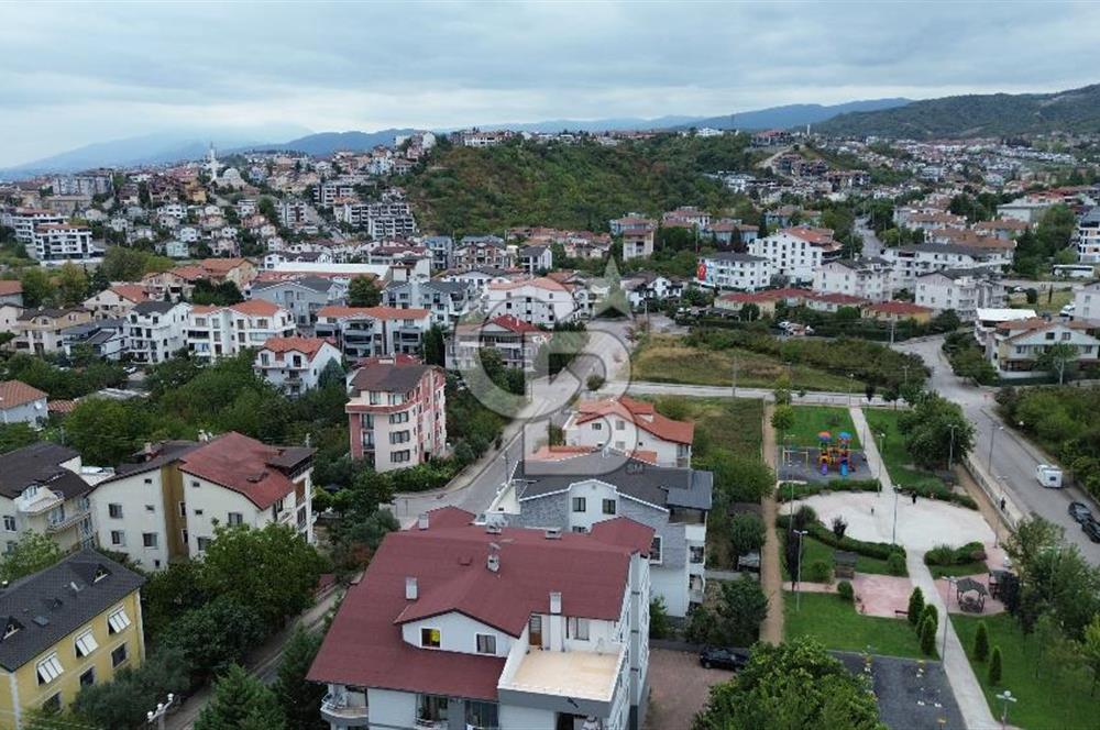 KREDİYE UYGUN GÖLCÜK ATATÜRK MAHALLESİNDE 3+1 ÇATI DUBLEKS DAİRE