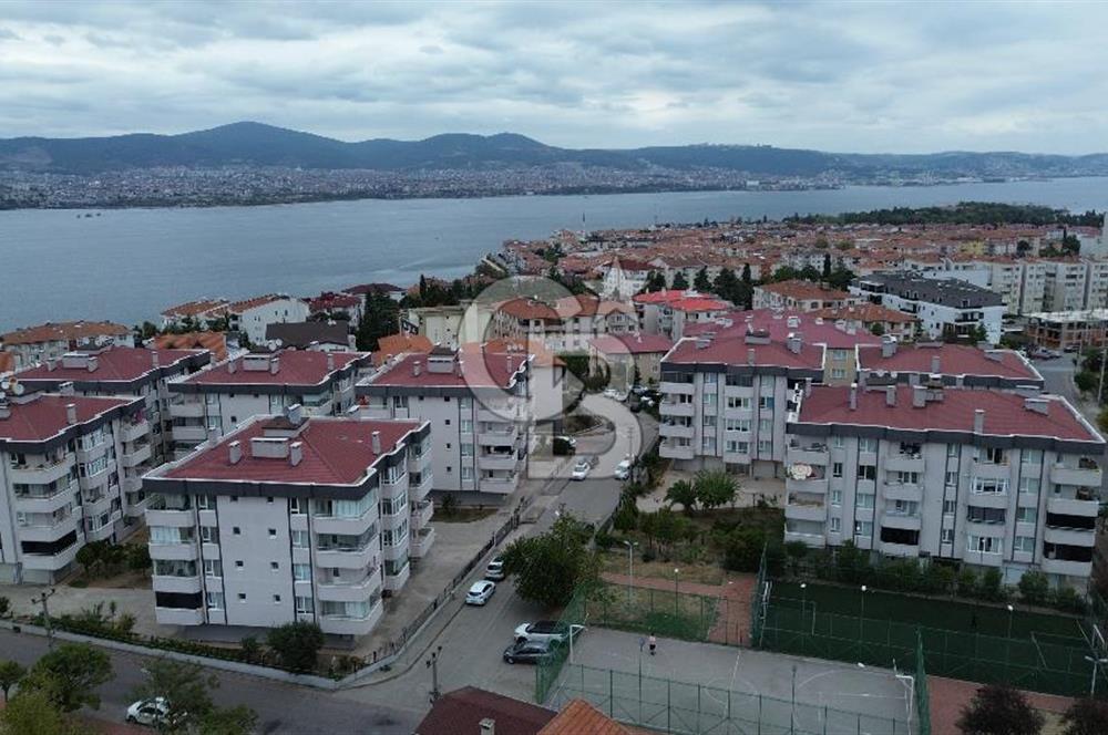 KREDİYE UYGUN GÖLCÜK ATATÜRK MAHALLESİNDE 3+1 ÇATI DUBLEKS DAİRE