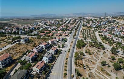 SEYREK VİLLAKENT'TE CADDE CEPHELİ LÜKS 5+1 KİRALIK VİLLA