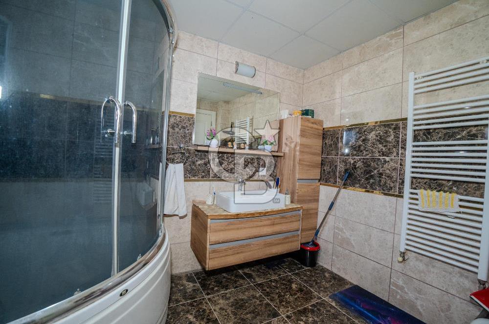 SEYREK VİLLAKENT'TE CADDE CEPHELİ LÜKS 5+1 KİRALIK VİLLA