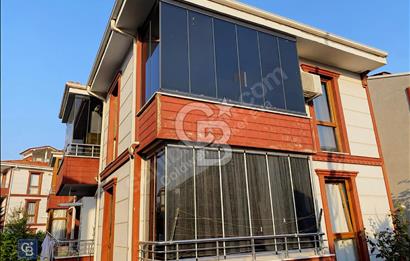 METROBÜSE YAKIN DOLMUŞ GÜZERGAHINDA CAM TERASLI ÇATI DUBLEKSİ