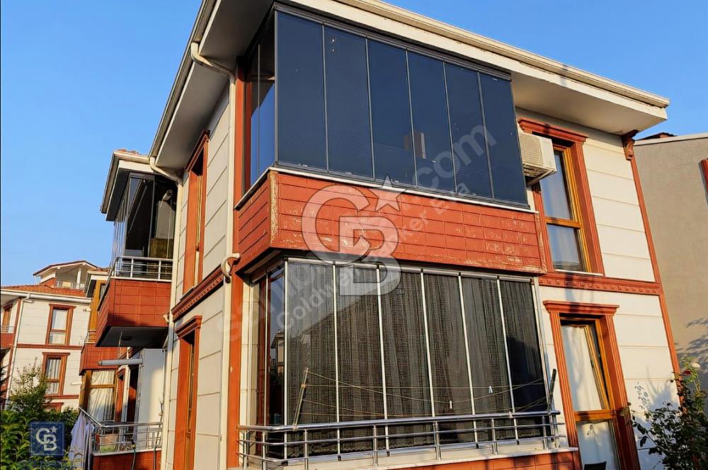 METROBÜSE YAKIN DOLMUŞ GÜZERGAHINDA CAM TERASLI ÇATI DUBLEKSİ