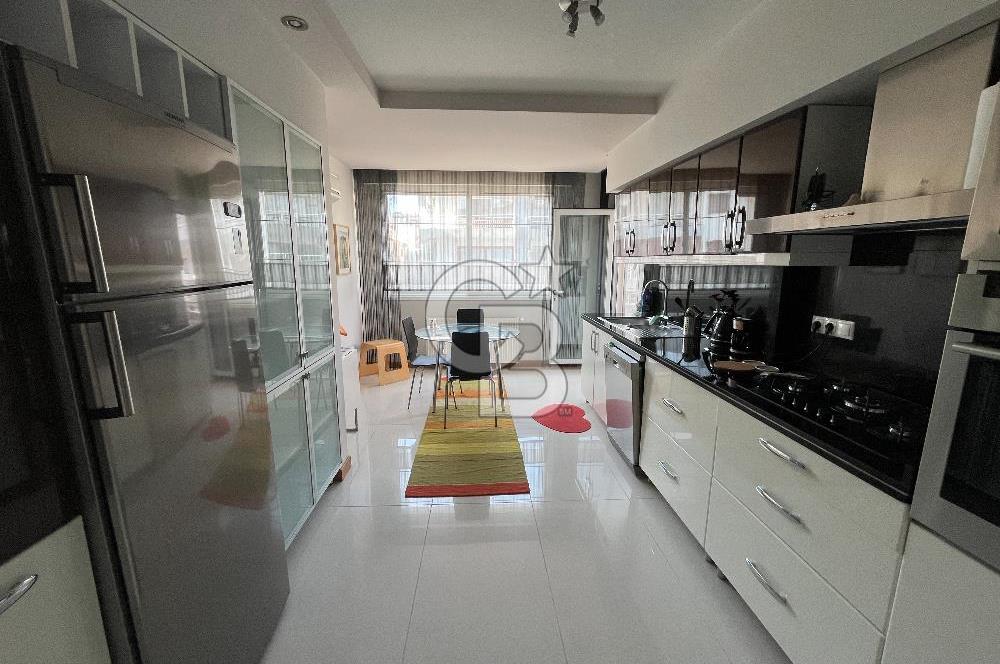 Bostanlı Merkezde Satılık 3+1 Daire