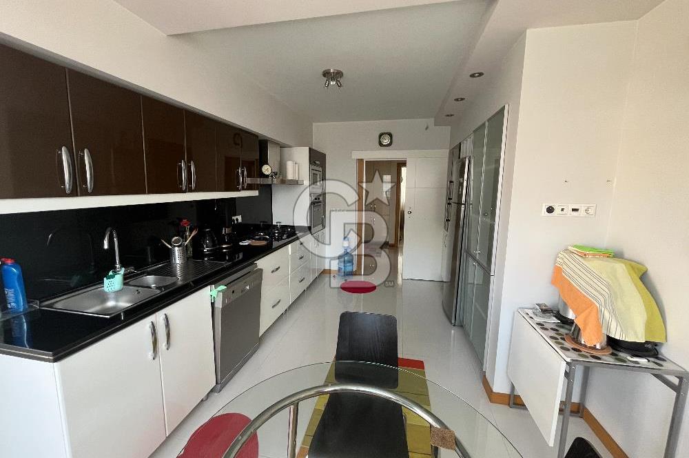 Bostanlı Merkezde Satılık 3+1 Daire