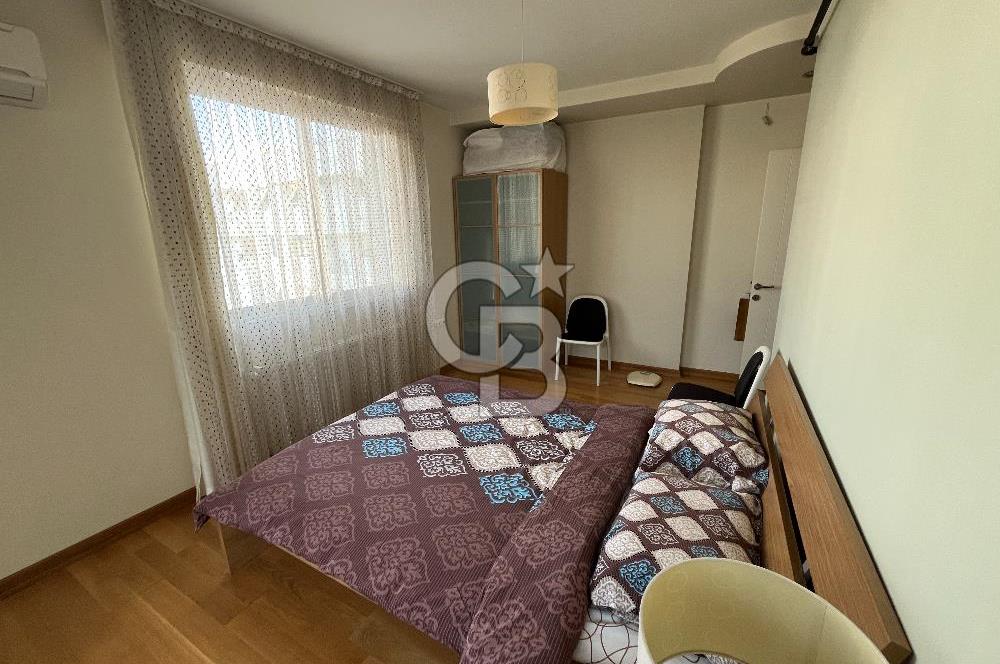 Bostanlı Merkezde Satılık 3+1 Daire