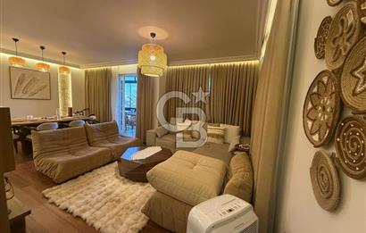 BAHÇEŞEHİRDE ZARİF TASARIMLI, EŞYALI VE LÜKS 2+1 DAİRE