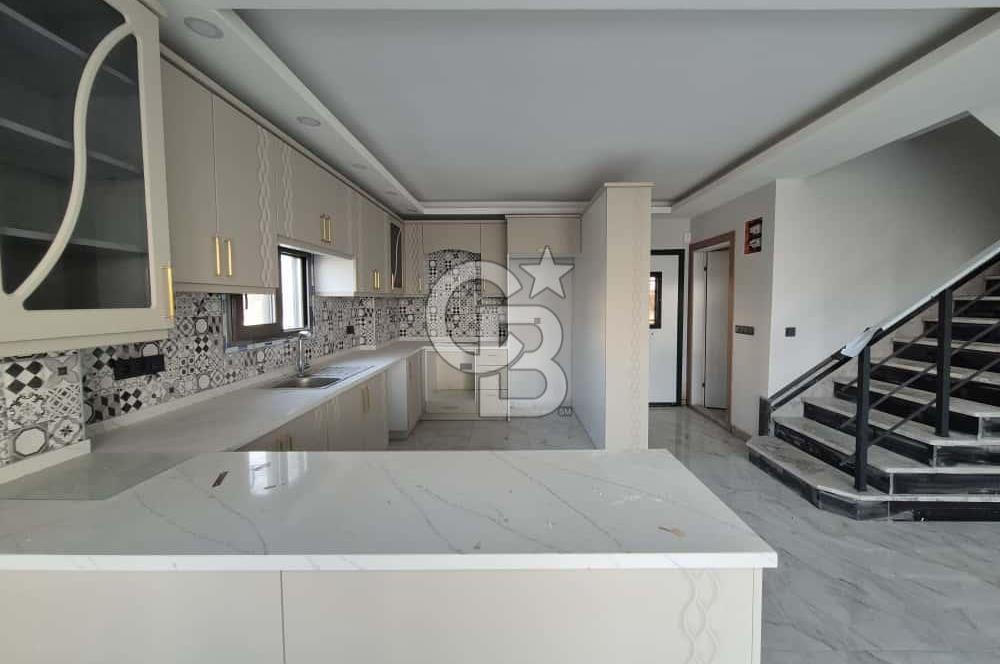 Ayvalık Altınova'da 3+1 Satılık Villa