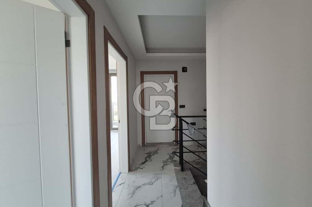 Ayvalık Altınova'da 3+1 Satılık Villa