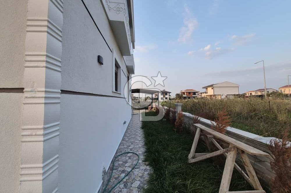 Ayvalık Altınova'da 3+1 Satılık Villa